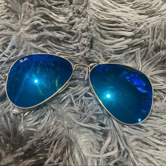 Ray Ban RB3025 Large Blue Mirror Aviator Sunglass - Picture 3 of 6